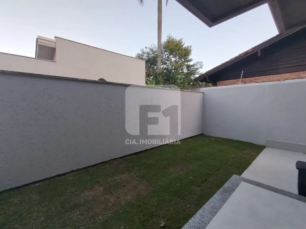 Furnished 3-bedroom house with 200 m² — photo 15