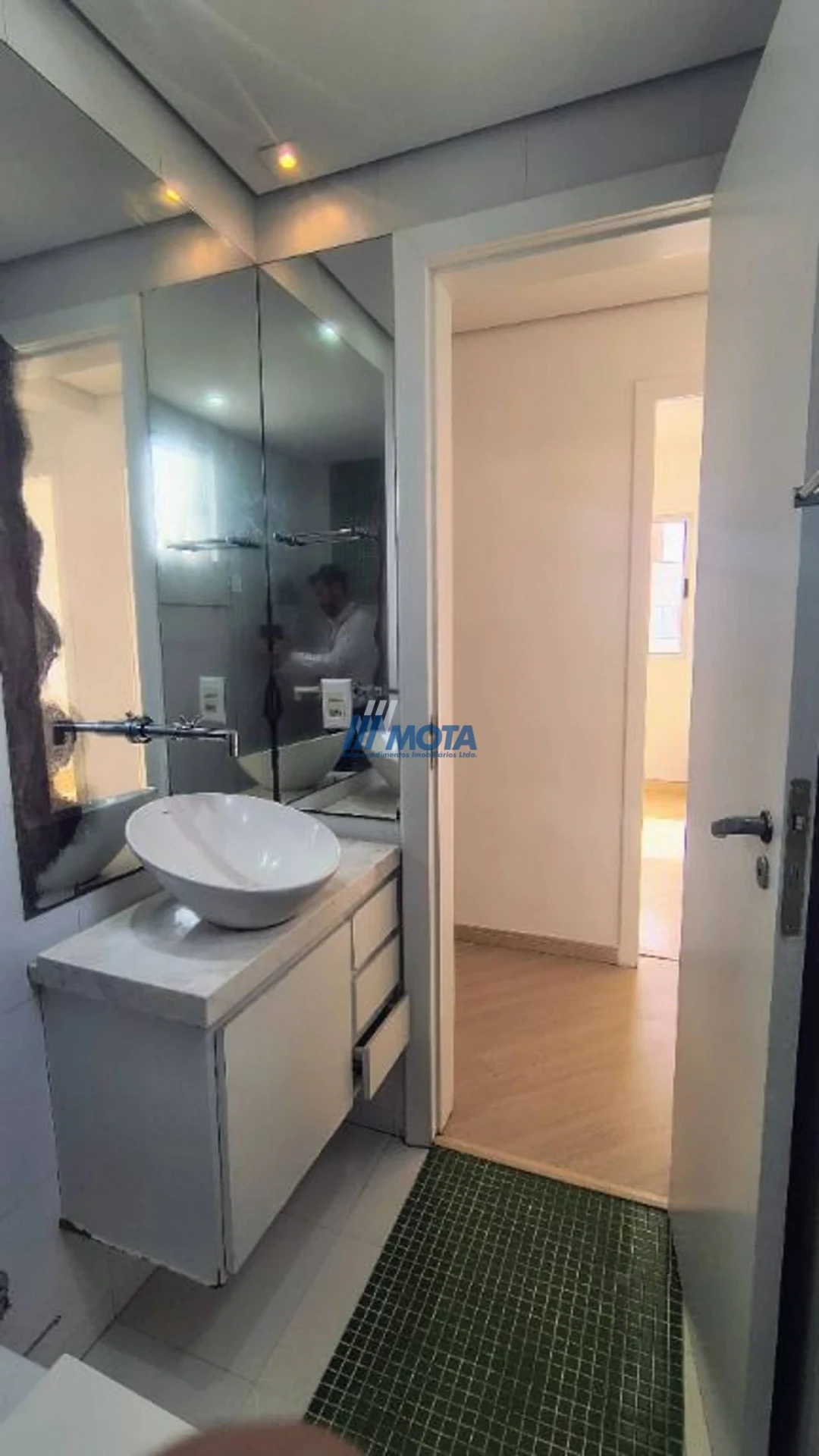 3-bedroom apartment with a private BBQ — photo 2