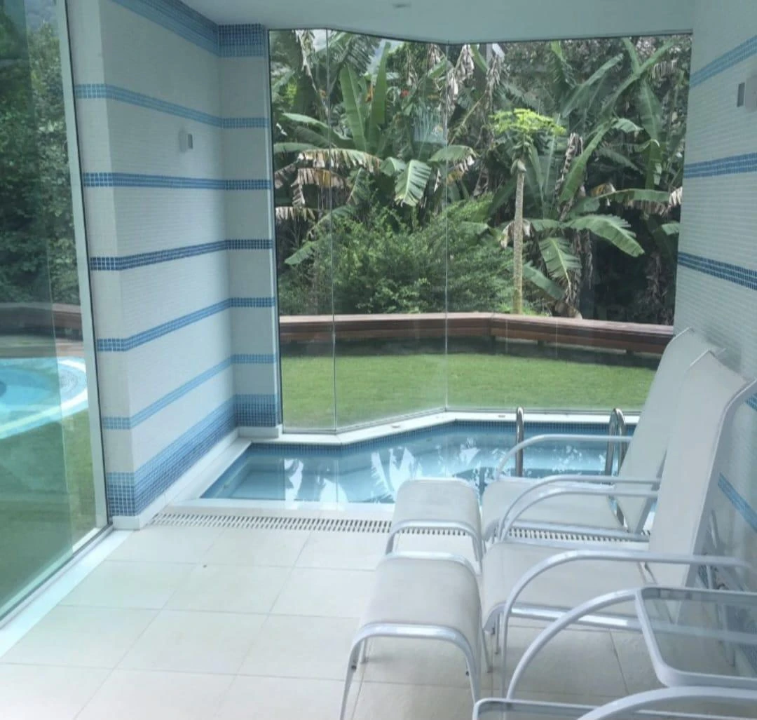 Будинок у кондомініумі з 5 спальнями та 1300 м² — photo 13