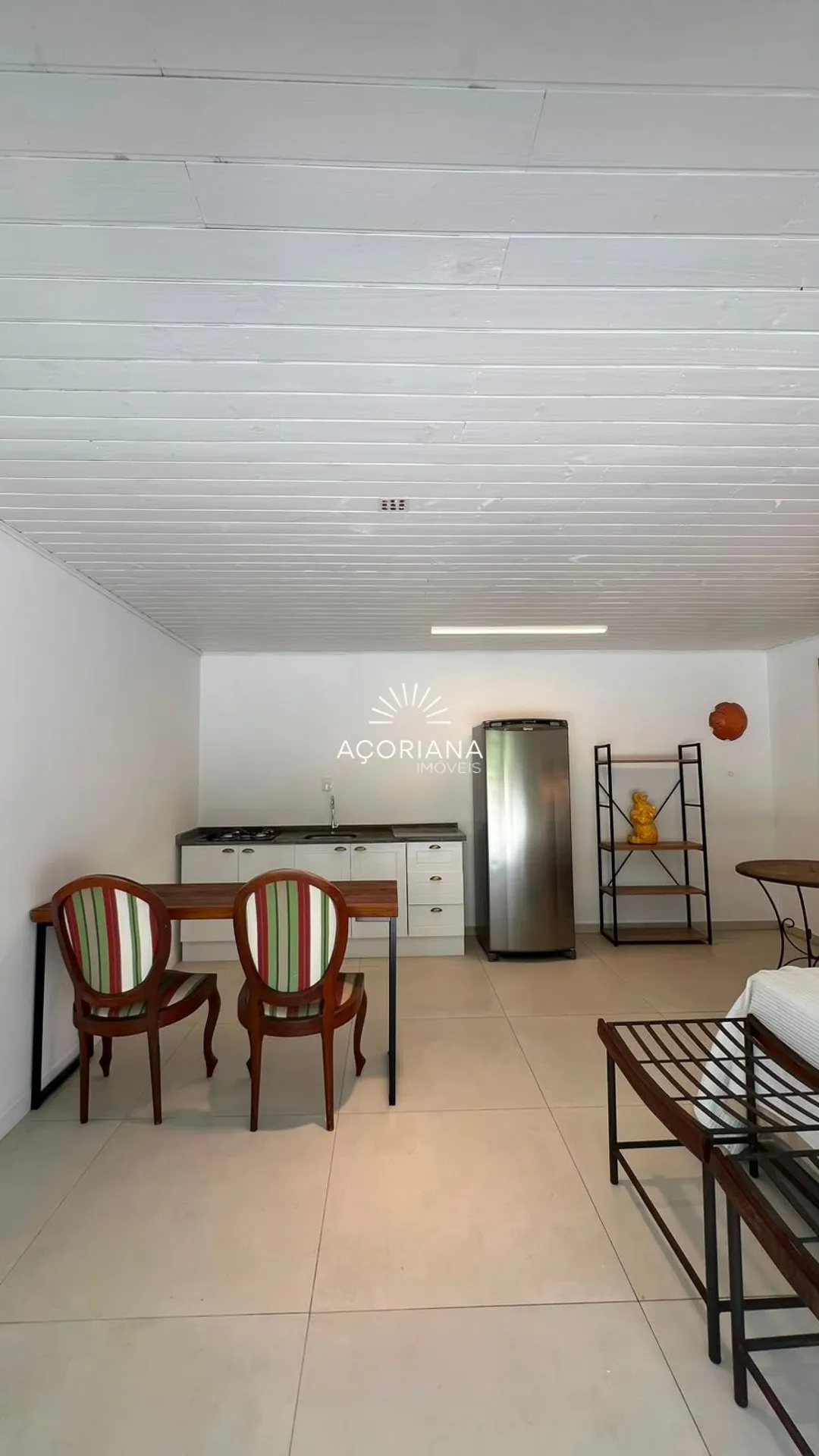 Furnished 600 m² house with 5 bedrooms and an integrated kitchen — photo 26
