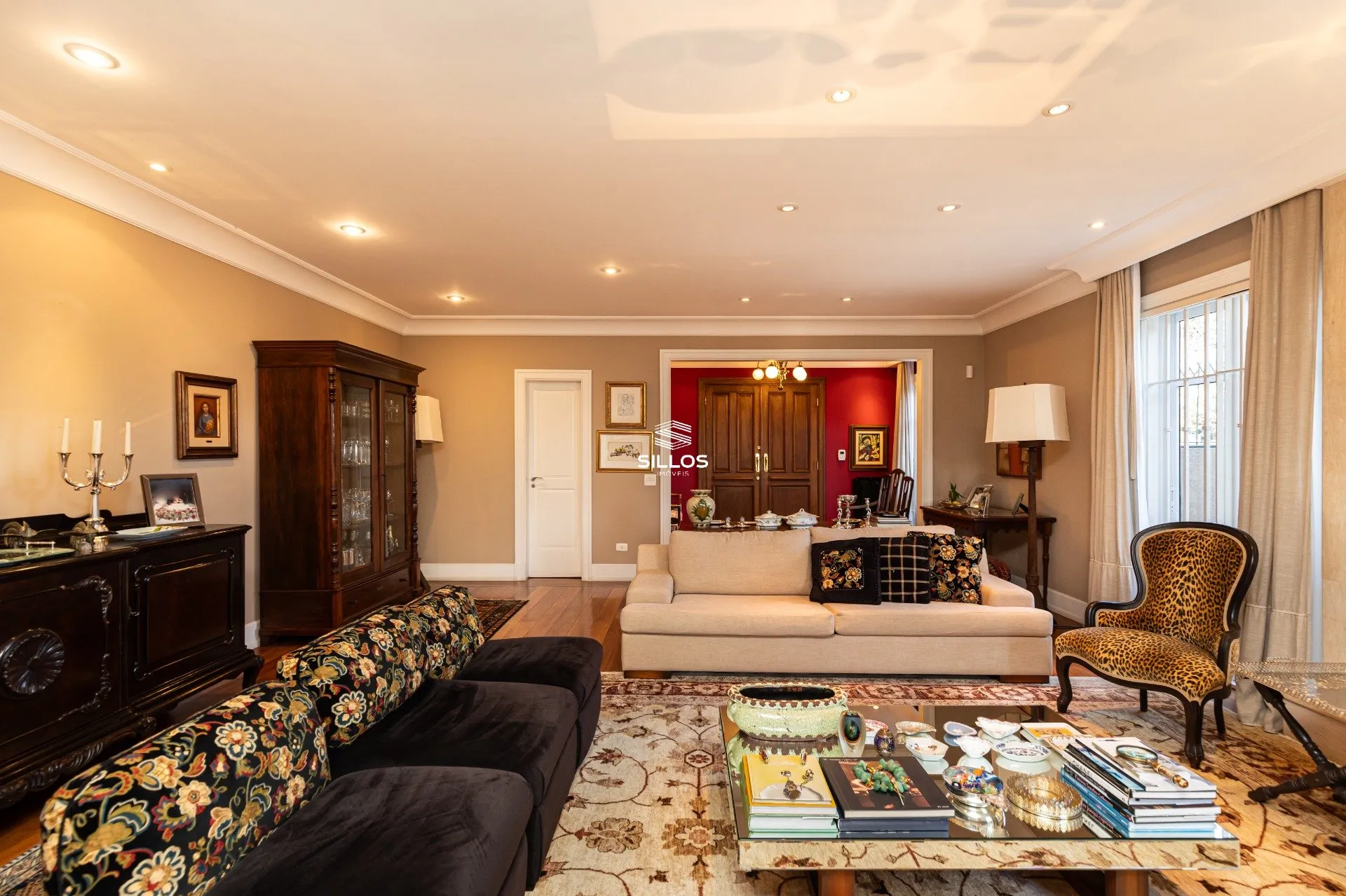 Rental house with 4 en-suite bedrooms and 7 baths — photo 11