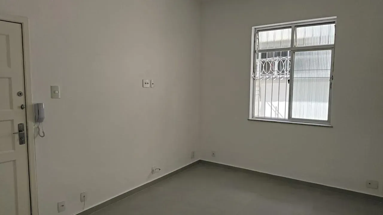 Apartment with 3 bedrooms and balcony grill — photo 12
