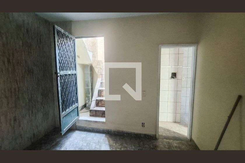 Casa en alquiler con 2 dormitorios y 2 baños