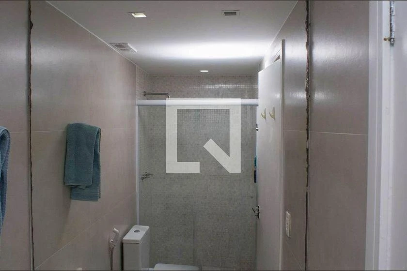 Furnished apartment, 105 m², with floor-to-ceiling windows — photo 37