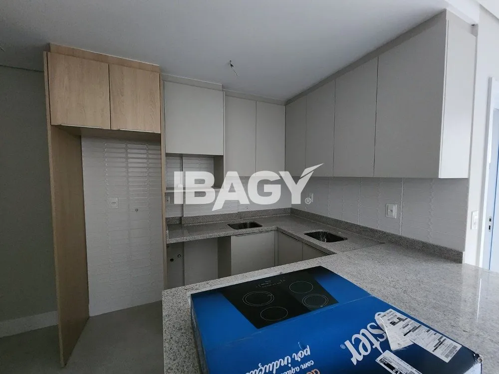 1-bedroom apartment with 1 bathroom and 1 parking space — photo 3