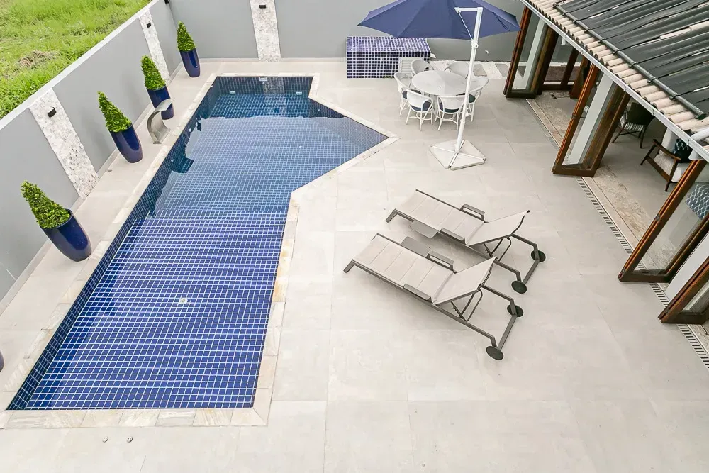 Furnished house with 7 bedrooms and 700 m² — photo 9