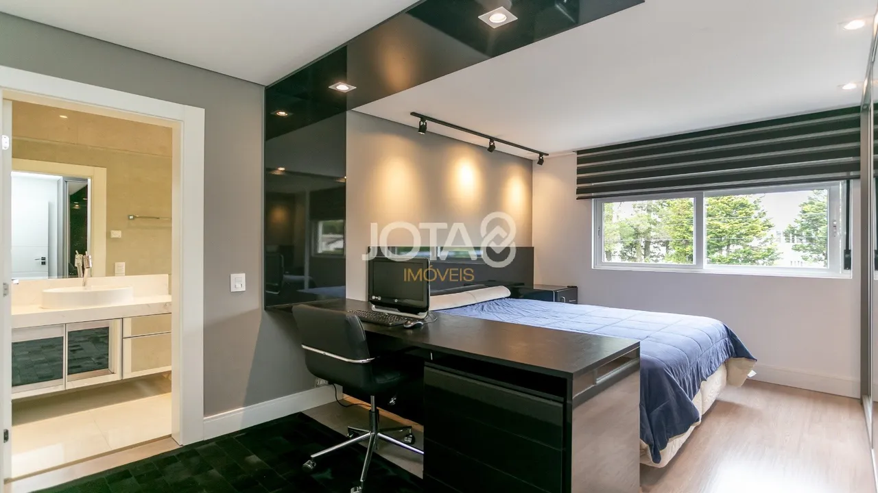 Casa de 308 m² com 3 quartos e 6 vagas — photo 13