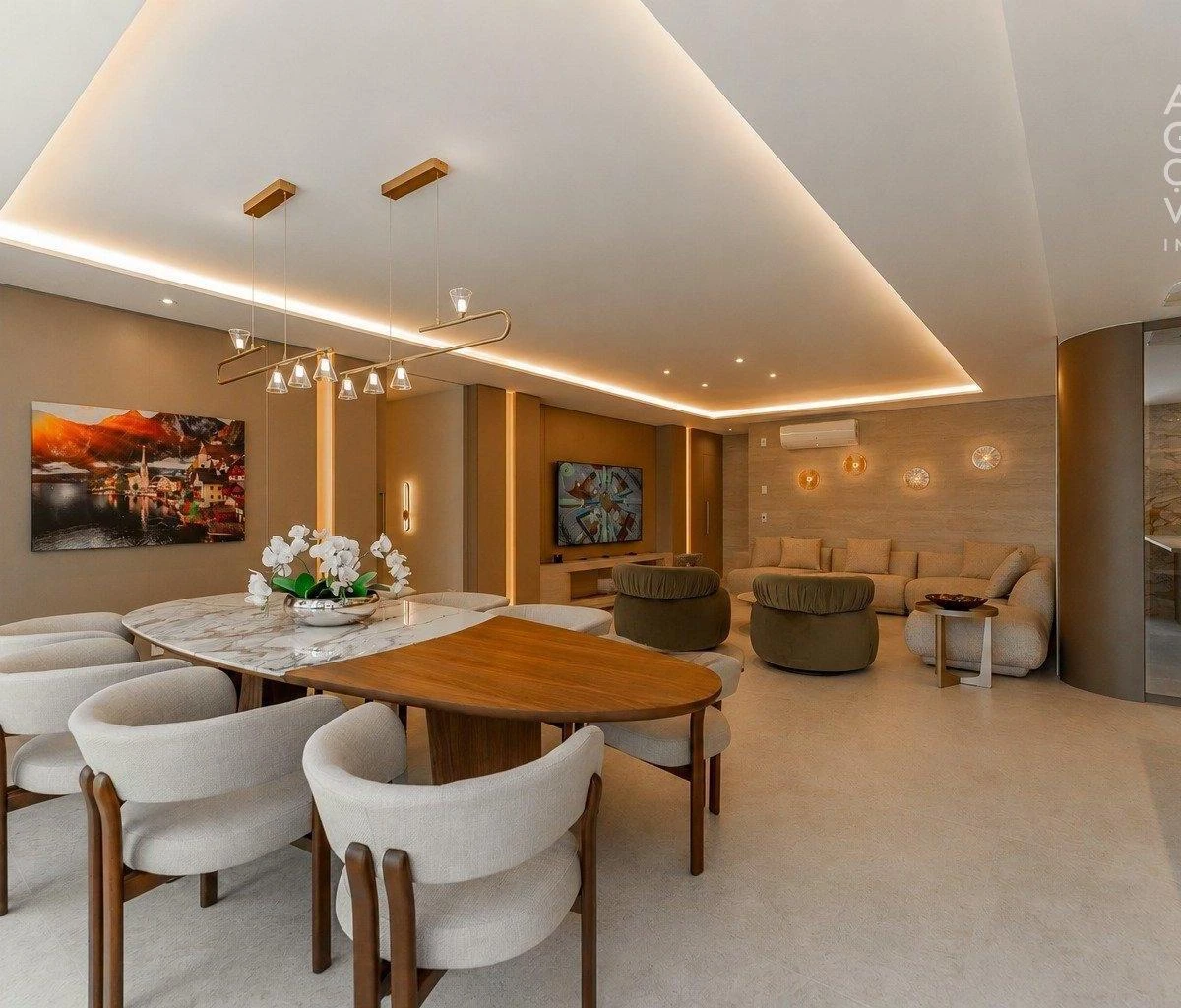 Furnished apartment with 3 en-suite bedrooms and 4 parking