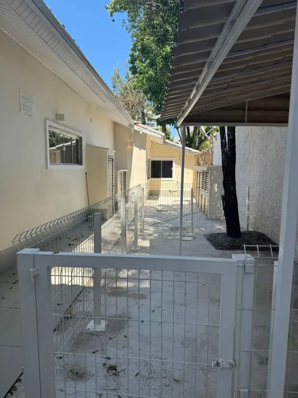 470 m² house with 3 bedrooms and 2 en suites — photo 30