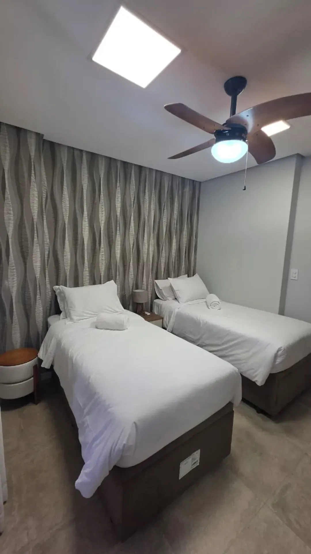 Квартира 60 м² з 2 спальнями та кухнею відкритого плану