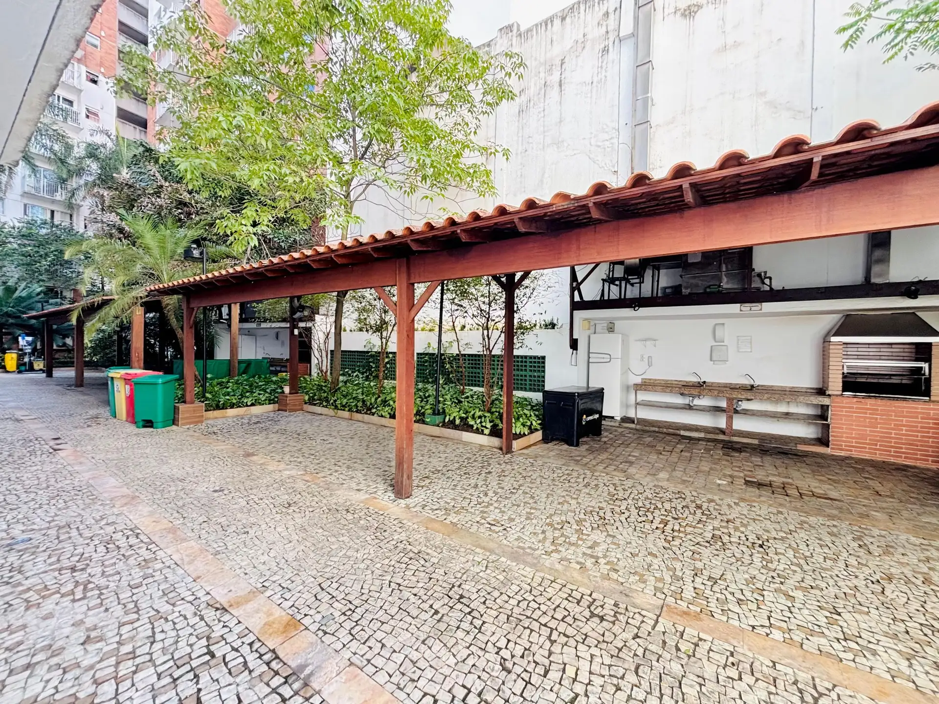 Apartamento mobiliado com cozinha integrada, 1 quarto — photo 26