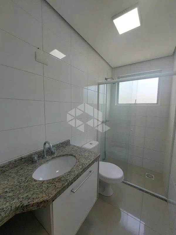 2-bedroom apartment with a mountain view in Florianópolis — photo 9