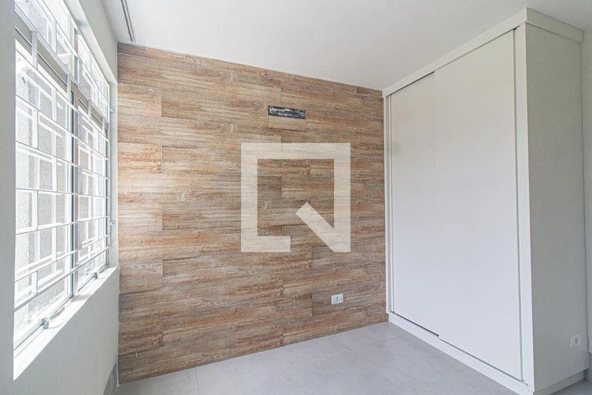 Unfurnished apartment with a private garden and 3 bedrooms — photo 10