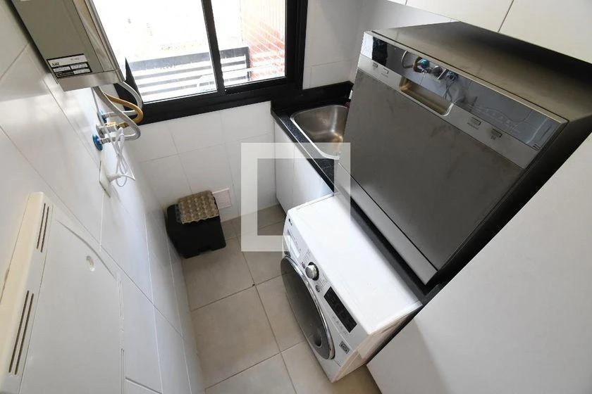 3-bedroom apartment with a home office — photo 3
