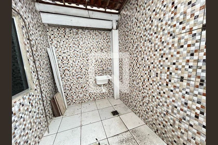 Casa para alugar sem mobília com 4 quartos e 1 banheiro — photo 44