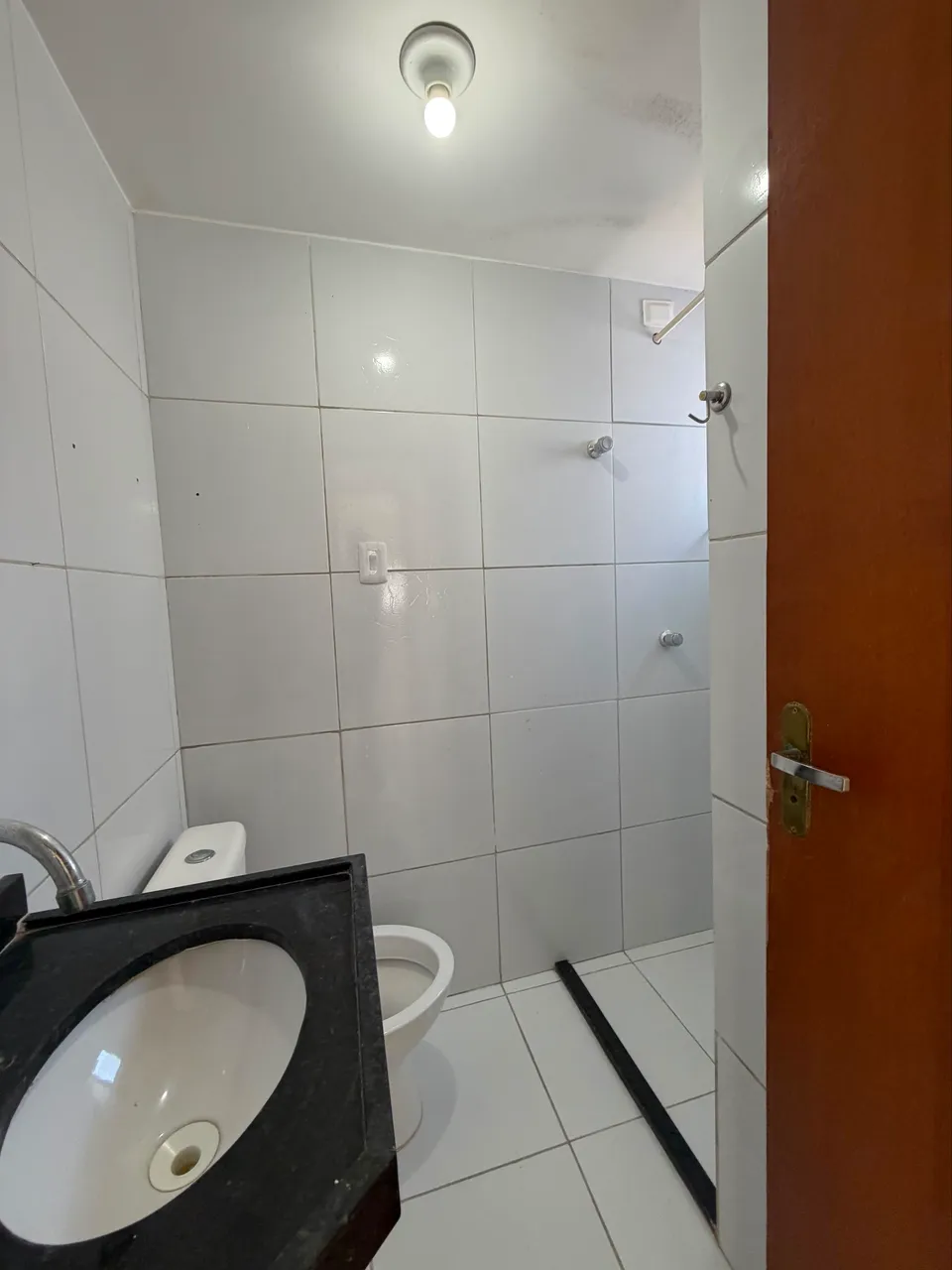 Unfurnished 2-bedroom apartment with 2 bathrooms — photo 4