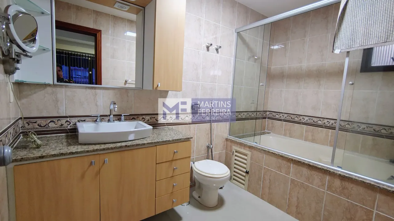 Furnished apartment with 5 bedrooms and a balcony — photo 8