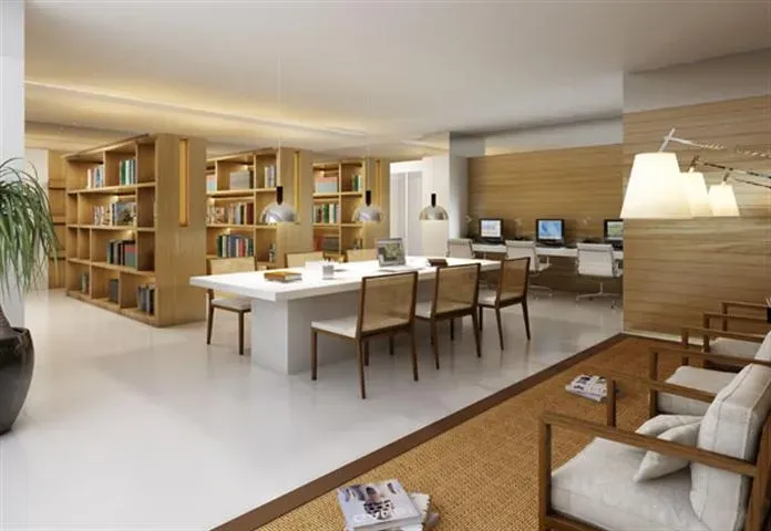 4-bedroom apartment with a grill on the balcony — photo 71
