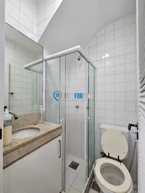 Furnished house with 4 bedrooms and 5 bathrooms — photo 31