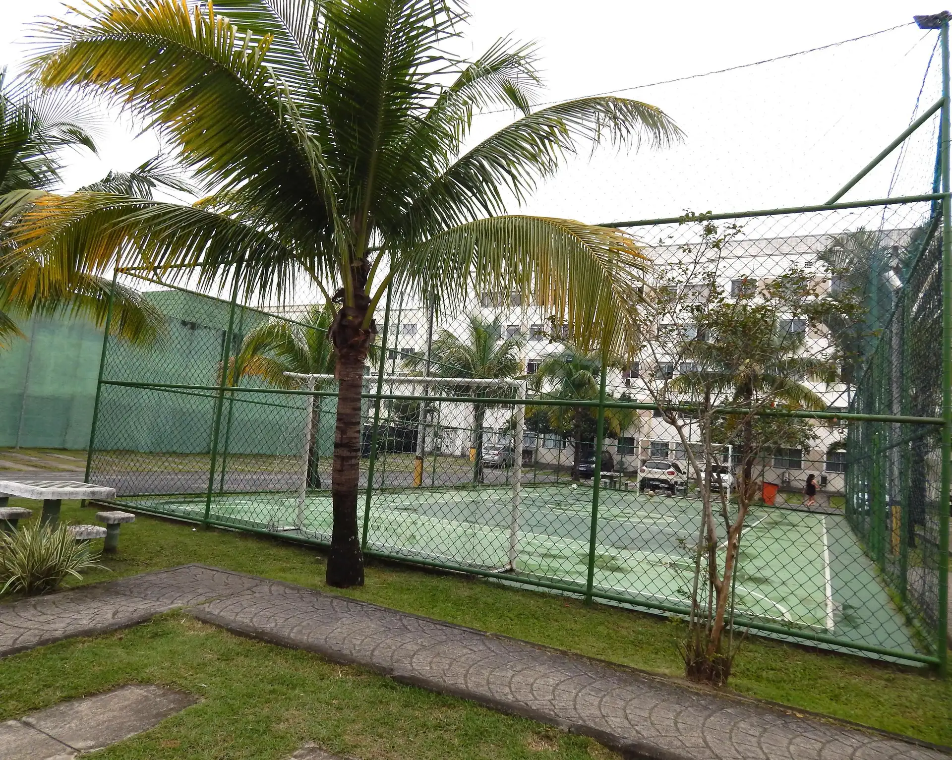 Furnished apartment, 42 m², with a grill on the balcony — photo 31