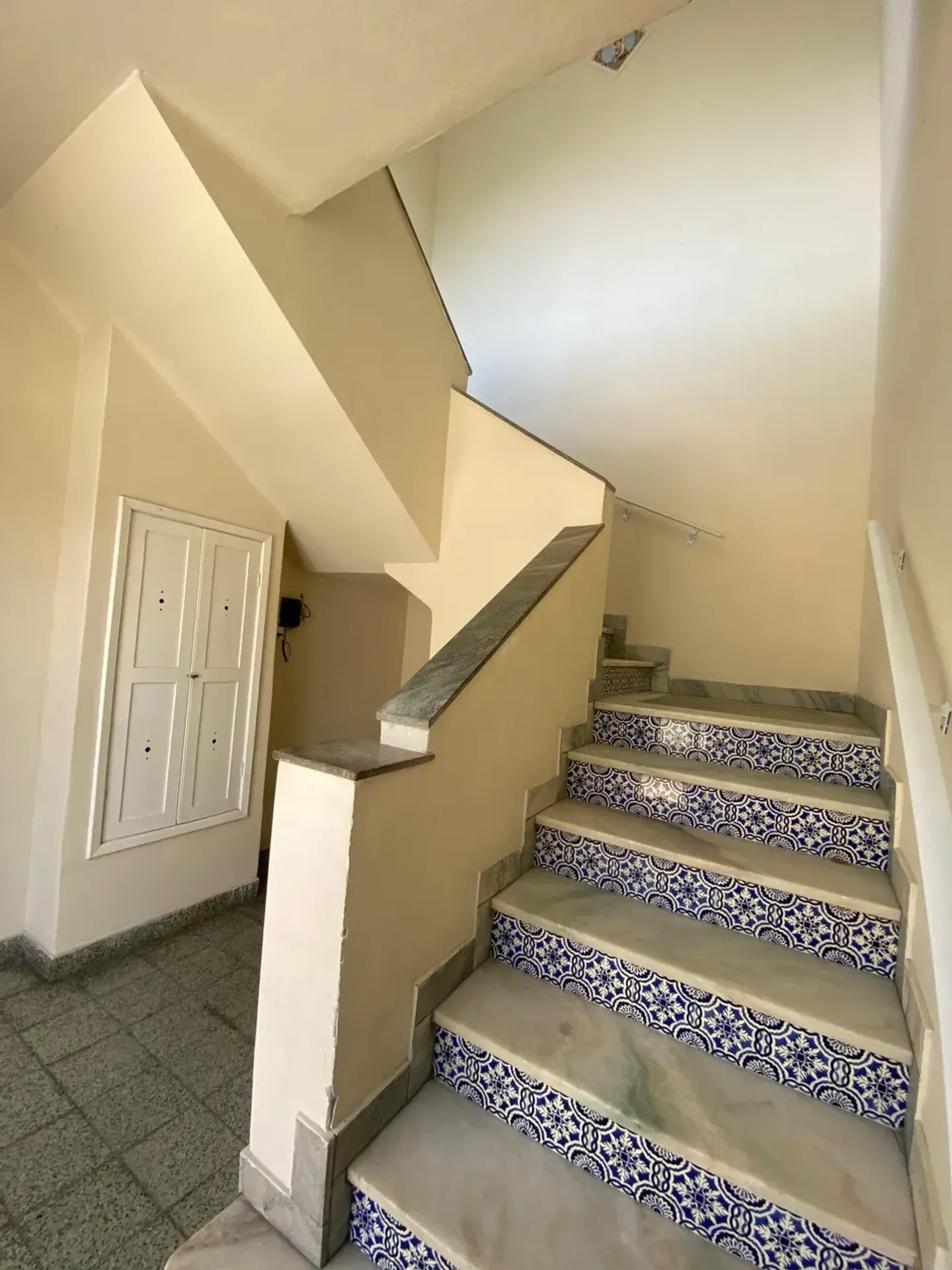 One-bedroom apartment, 69 m² — photo 21