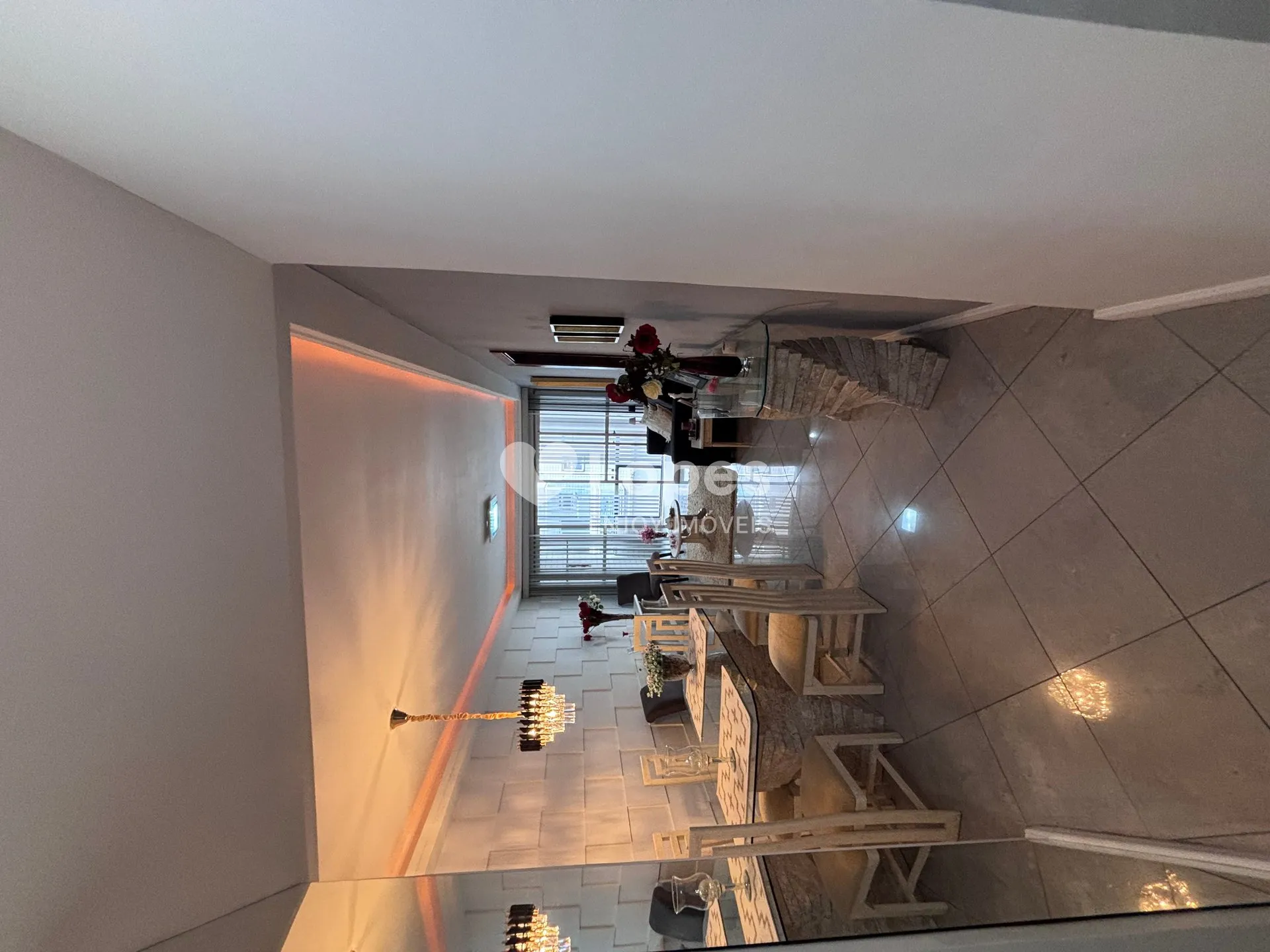 Квартира 103 м² із заскленим балконом та гардеробною — photo 25
