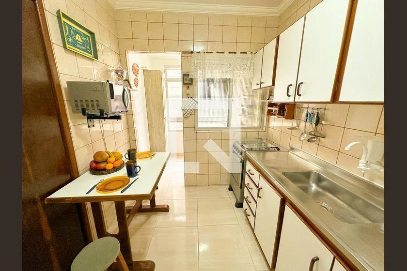 Apartamento mobiliado com 94 m² e cozinha com fogão a gás — photo 13
