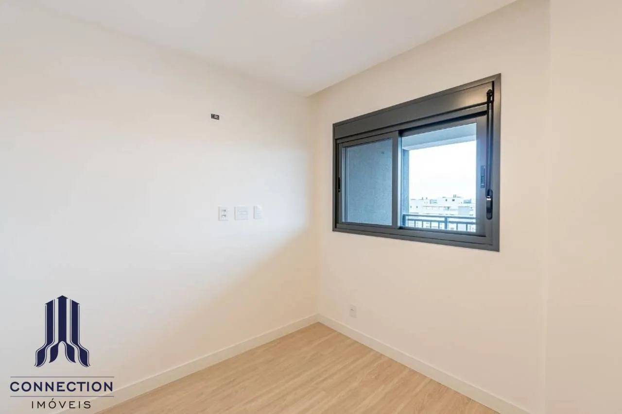 3-bedroom apartment with a grill on the balcony — photo 40