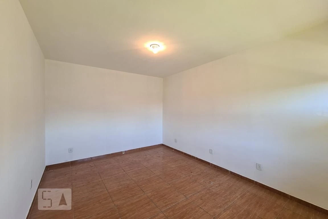 Unfurnished 1-bedroom apartment with 1 bath and no parking — photo 11