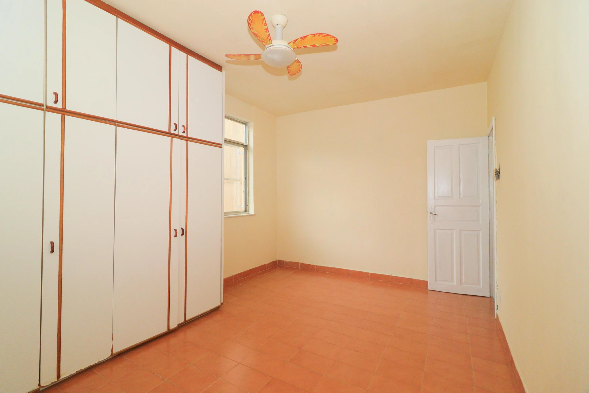 Rental apartment with 2 bedrooms and 2 bathrooms — photo 6