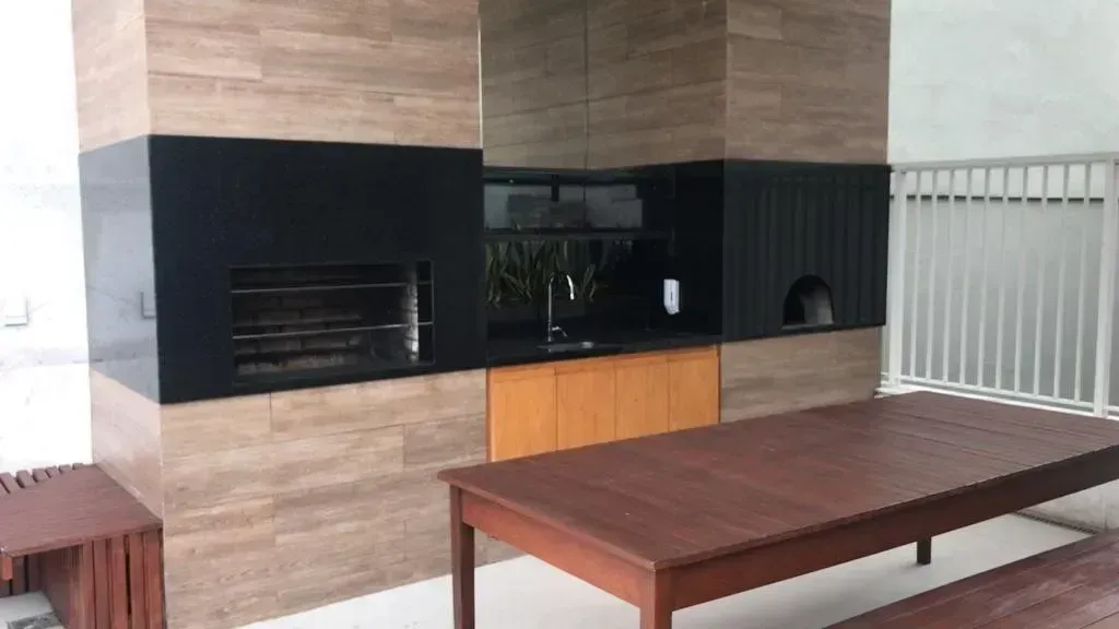4-bedroom apartment in a building with a sauna — photo 34