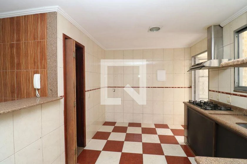 Casa 300 m² com 3 quartos e 2 suítes — photo 40