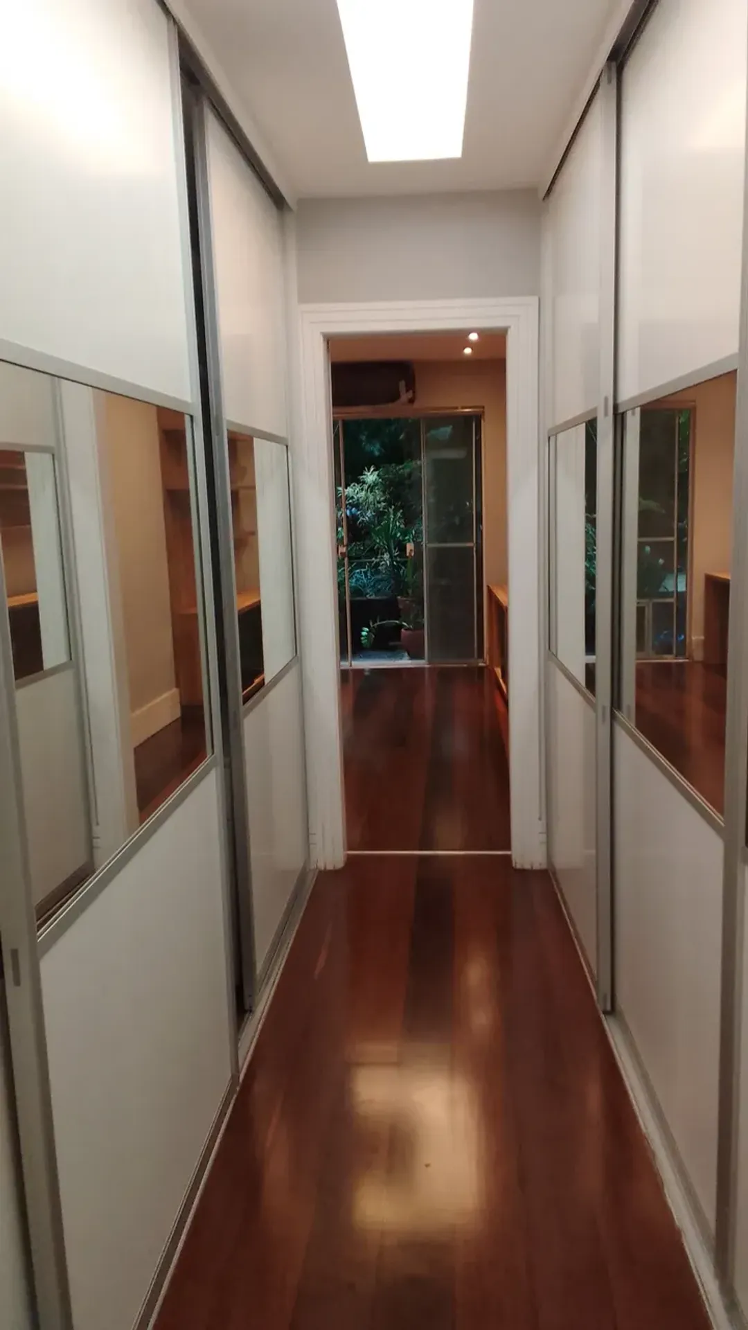 4 quartos e closet: apartamento de 250 m² — photo 19