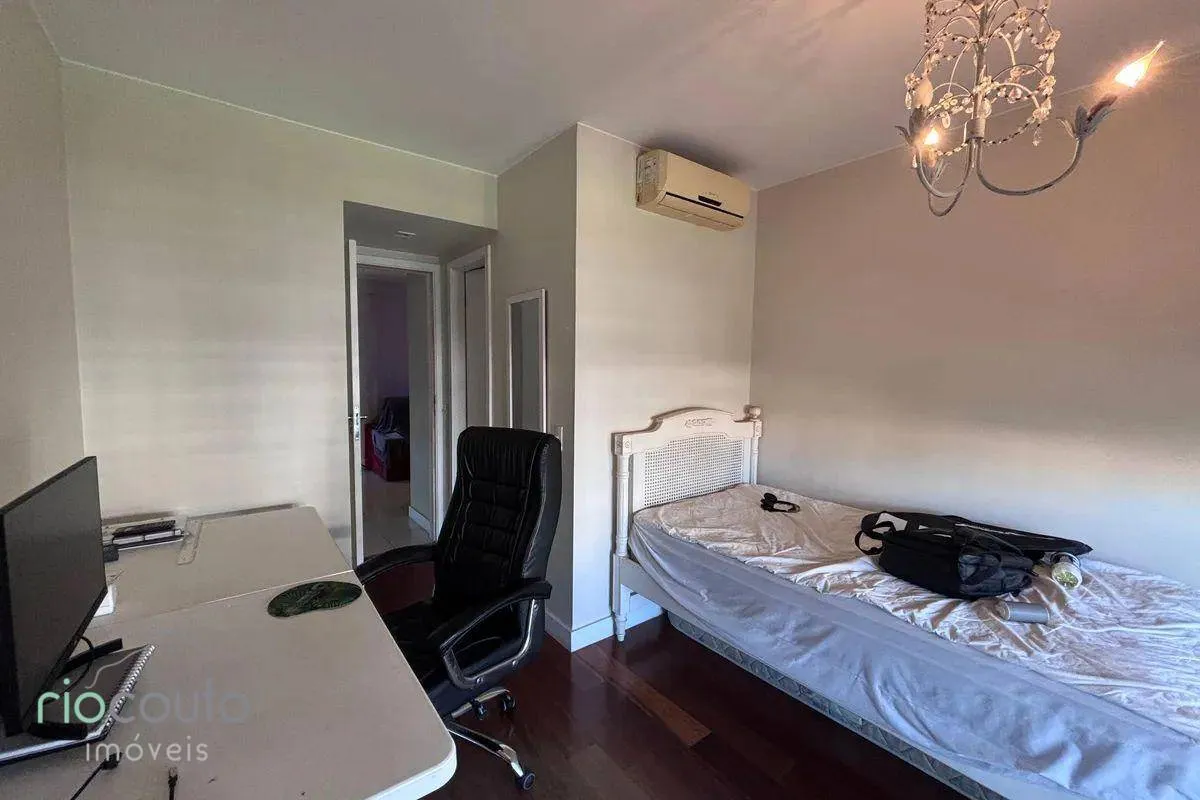Furnished apartment with 4 bedrooms and balcony grill — photo 37