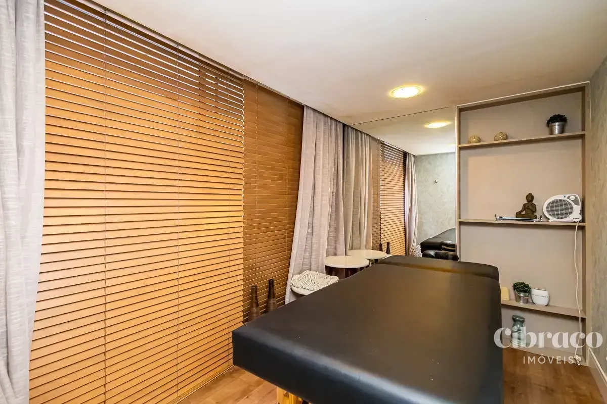 Apartamento de 1 quarto com 89,68 m² e sacada — photo 22