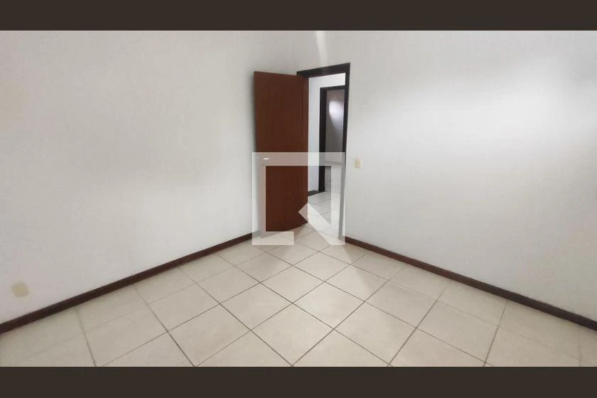 House with 3 bedrooms, 4 bathrooms and 360 m² — photo 13