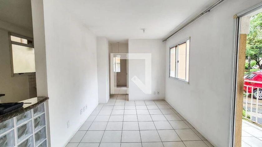 2-bedroom apartment in a building with a pool — photo 38
