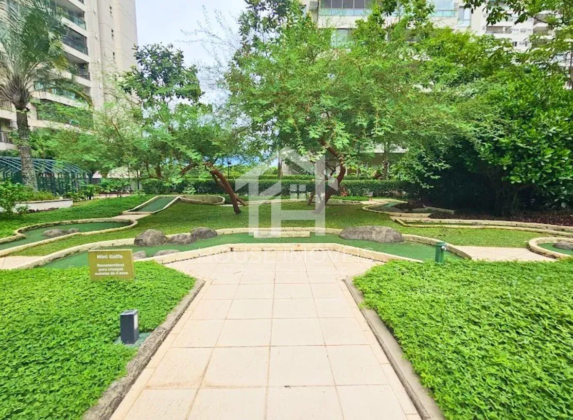 Apartamento com 2 quartos e suíte e varanda fechada — photo 26