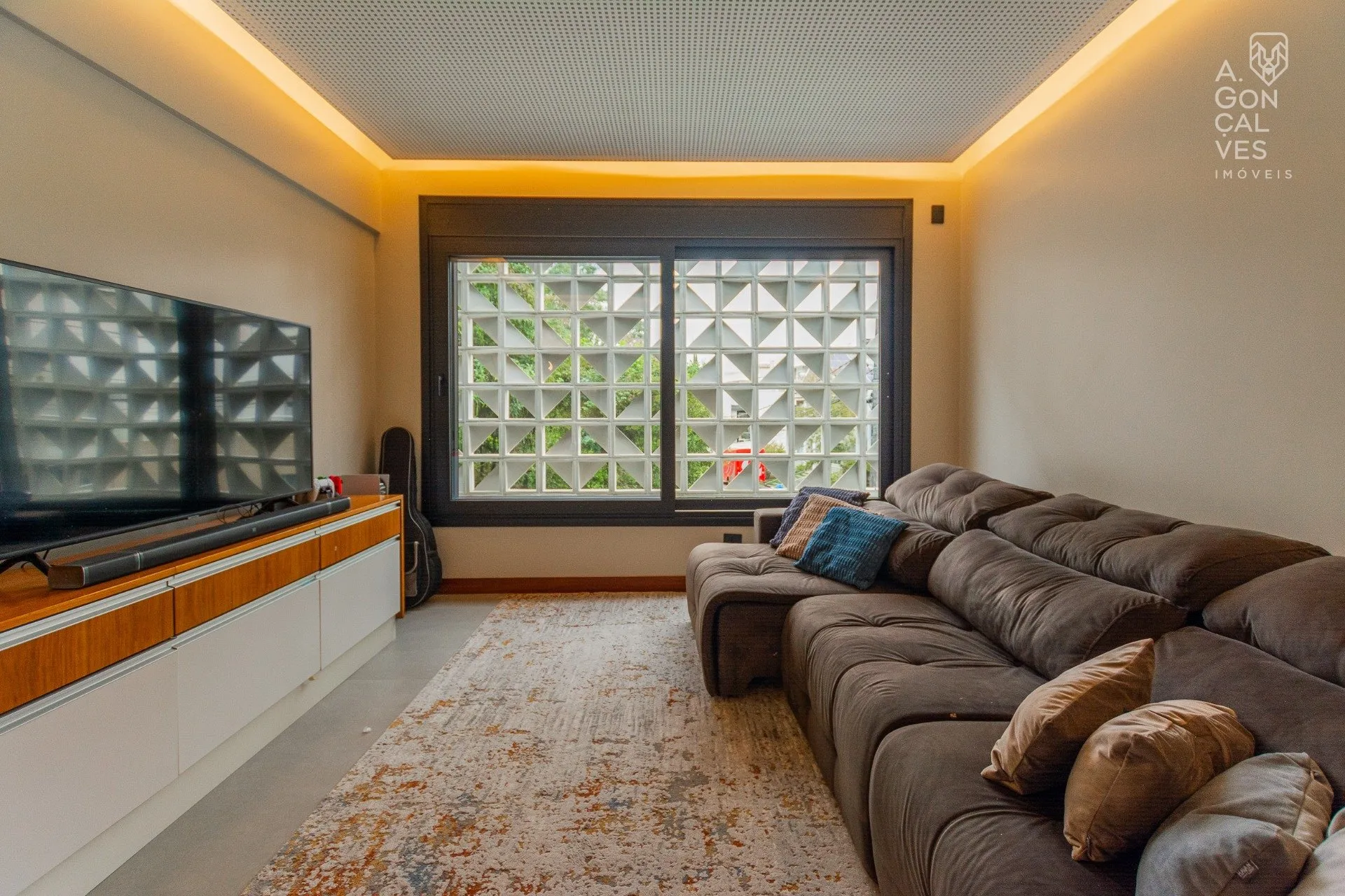 Furnished house with 4 bedrooms and 5 bathrooms — photo 21