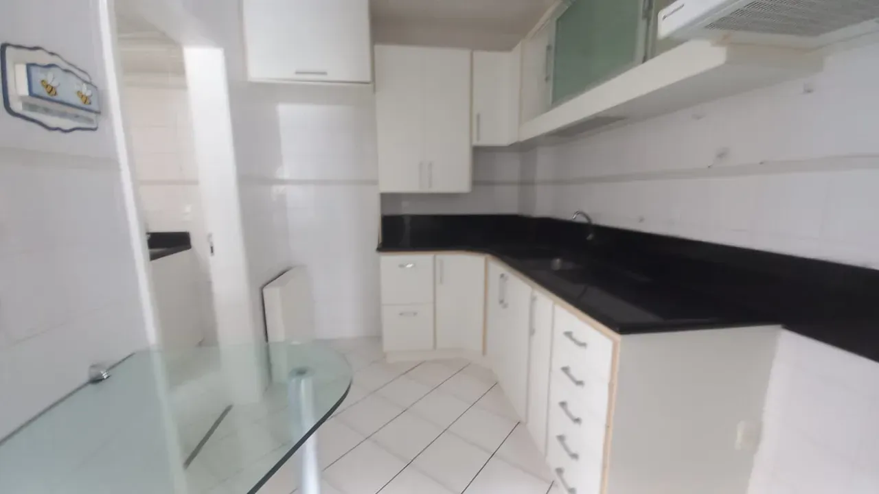 Apartment on the 4th floor with a glass-enclosed balcony — photo 12