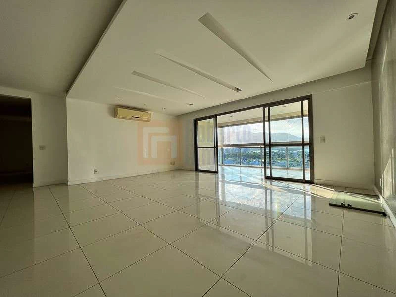 236 m² apartment with 4 en-suite bedrooms and gourmet balcony — photo 20