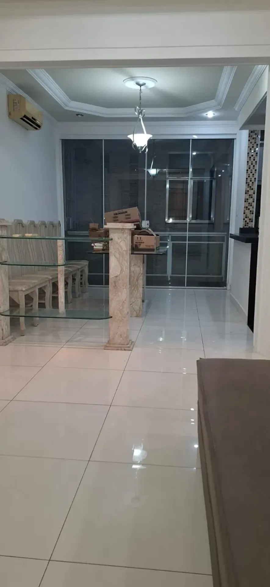 3-bedroom apartment with 2 bathrooms and glass balcony — photo 10