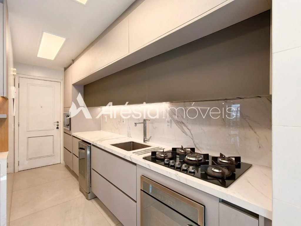 Cobertura mobiliada com 3 dormitórios e 290 m² — photo 40