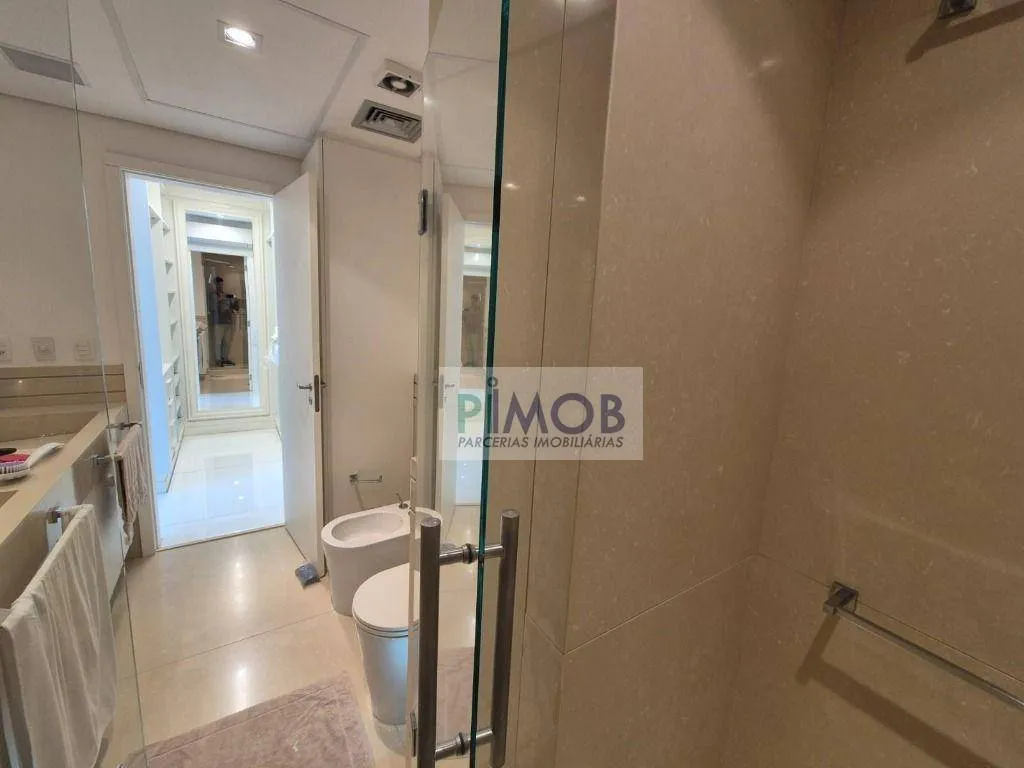 Furnished duplex penthouse with 3 bedrooms and 256 m² — photo 75