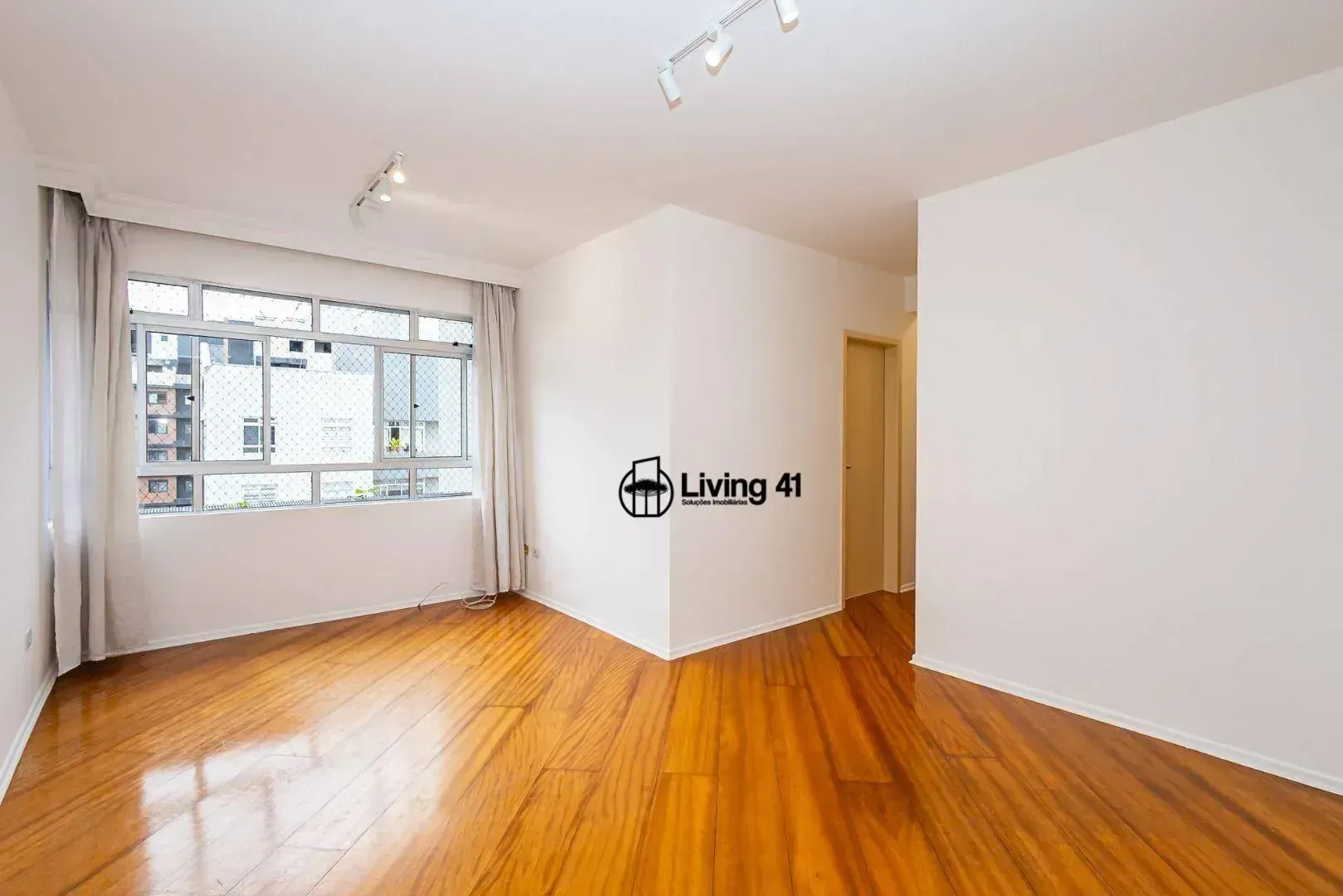 Квартира с 3 спальнями, 81 м² и 2 местами — photo 4