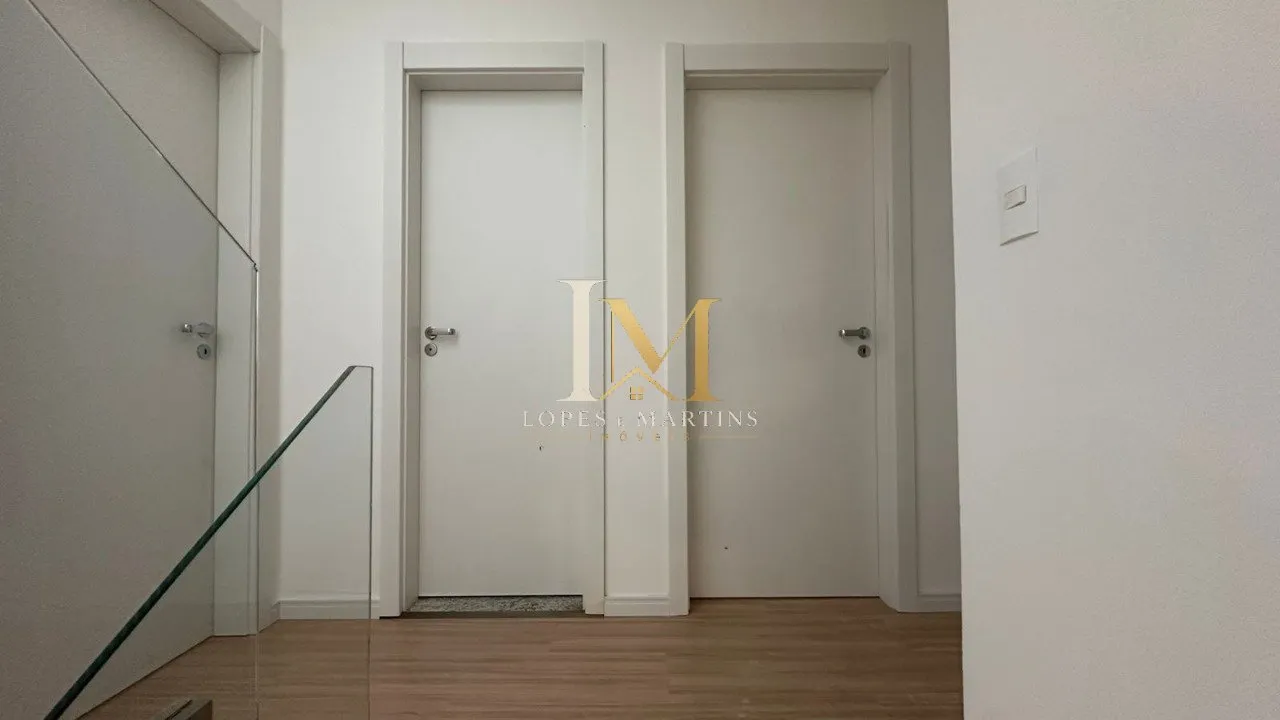 House with 3 bedrooms and a balcony — photo 21