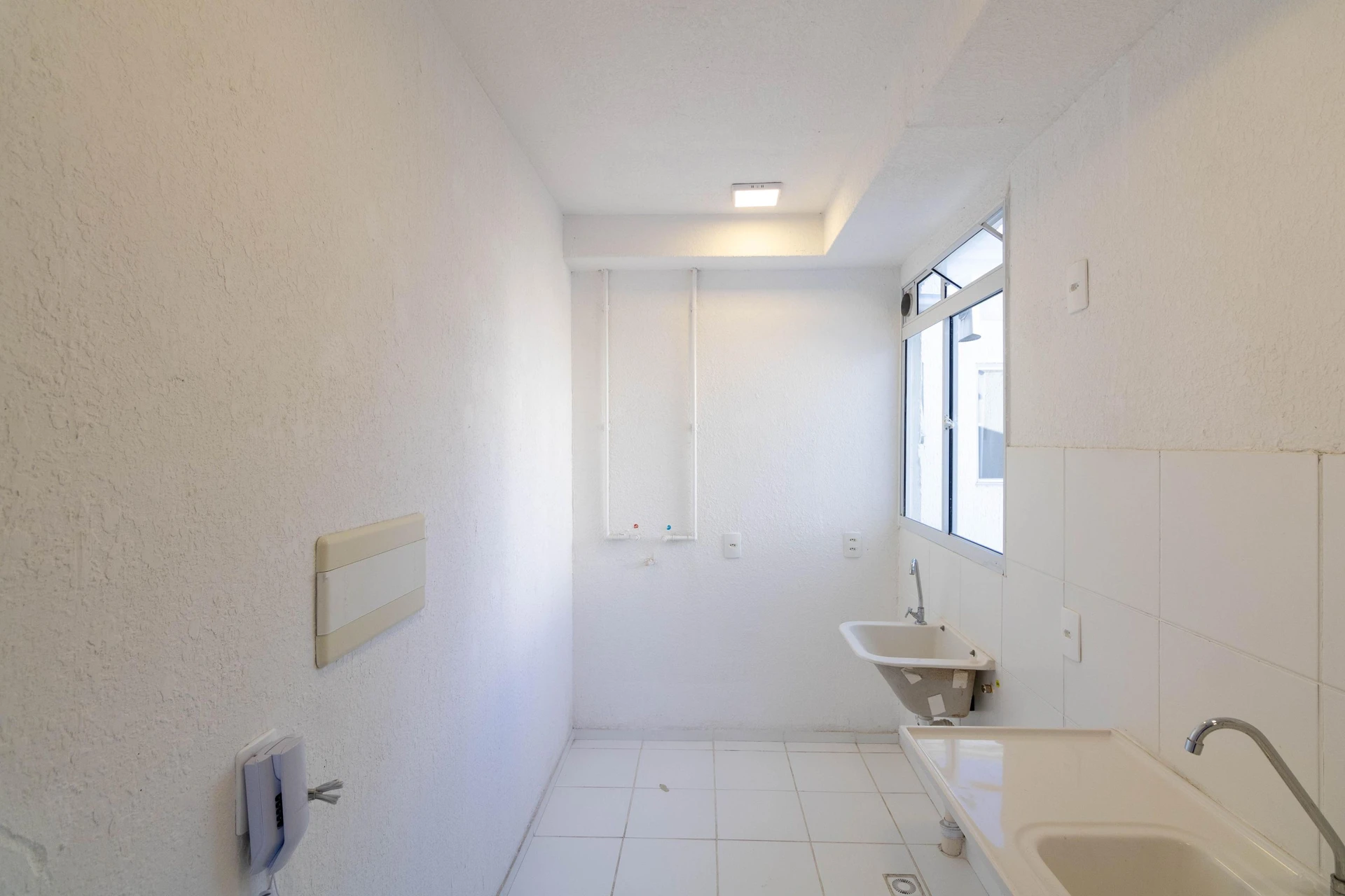 Apartamento sem mobília com 2 quartos e box de vidro — photo 35