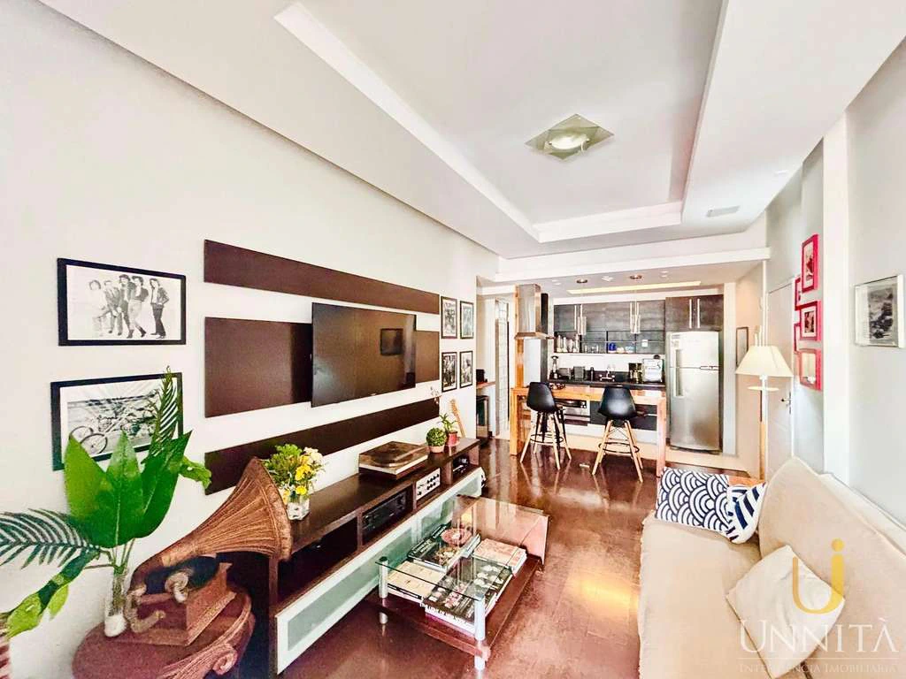 Furnished 2-bedroom apartment with a ready workspace