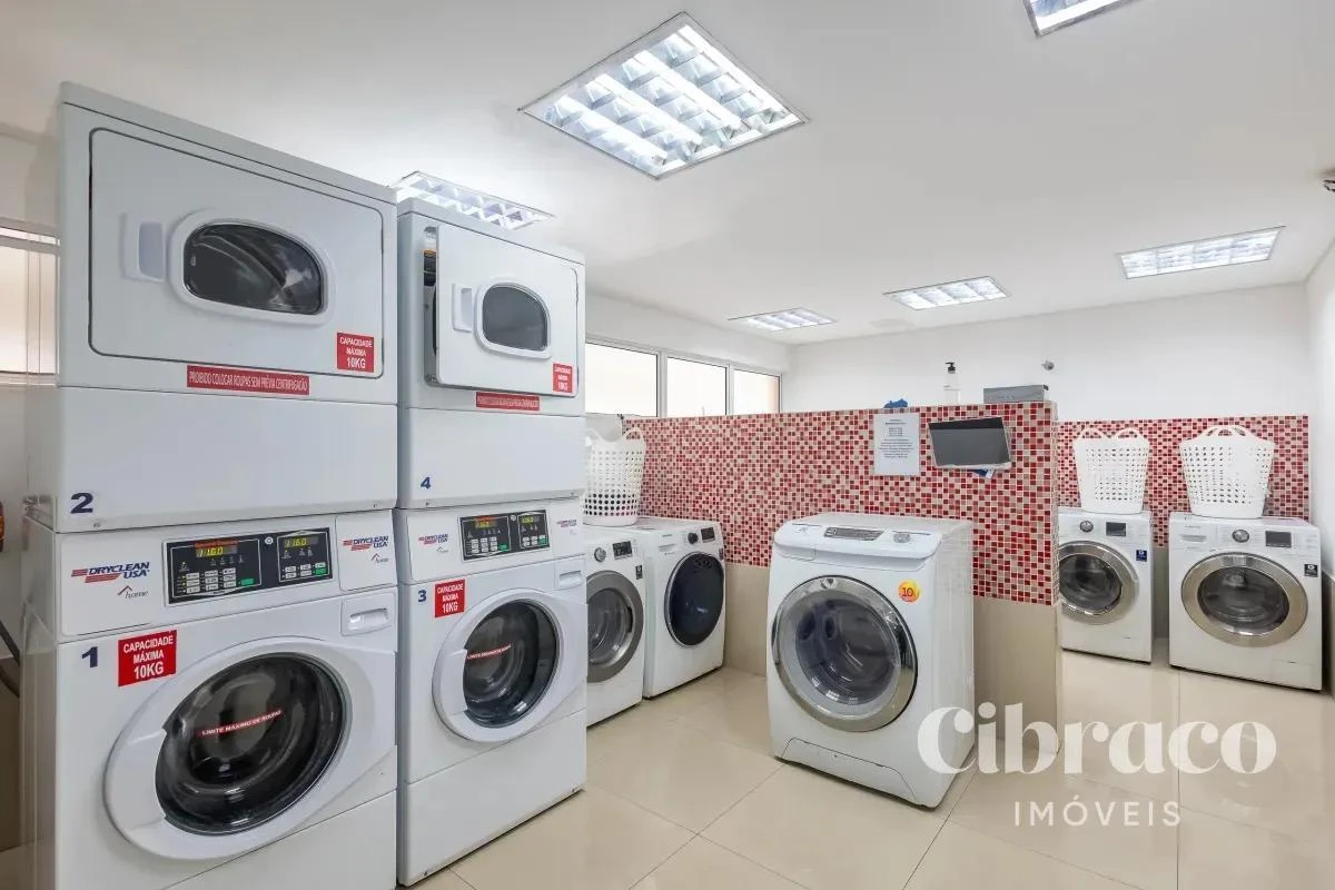 One-bedroom apartment with a washing machine in Curitiba — photo 18