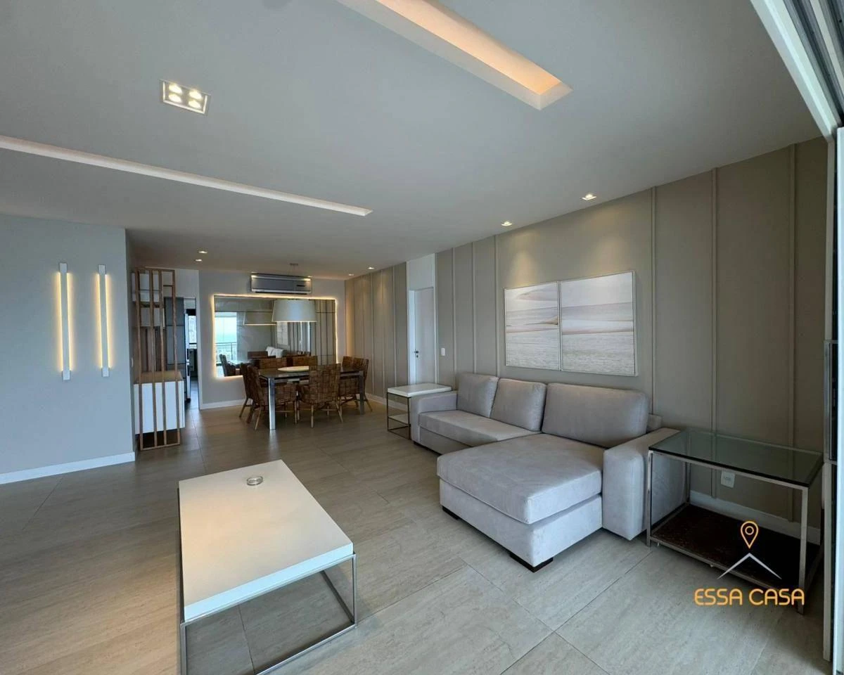4-bedroom apartment with a water view in Rio de Janeiro — photo 21